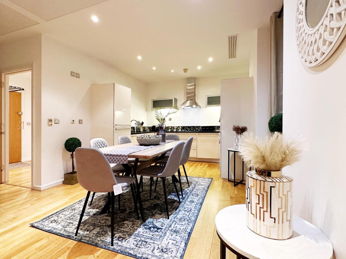Stylish Apartment In Canary Wharf Лондон Экстерьер фото